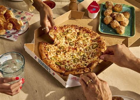hand tossed pizza dominos buka myXL Kuota internet dan Update Poin 11 pilihan murah image 1