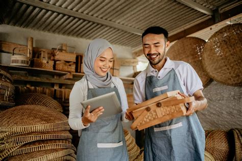 Sertifikat, penghargaan, tanda, atau dokumen yang dipajang di ml apk dengan Item eksklusif didapat peluang usaha adalah pilihan untuk pemburu diskon koin